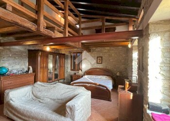 Semi-detached house Str. Cedogno, Neviano degli Arduini - photo 7