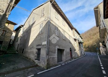 Quadrilocale Via San Antonio, Molini di Triora - foto 1