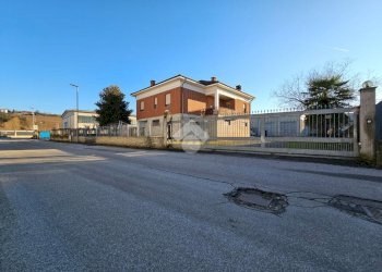 Villa Strada Canelli, Nizza Monferrato - foto 1