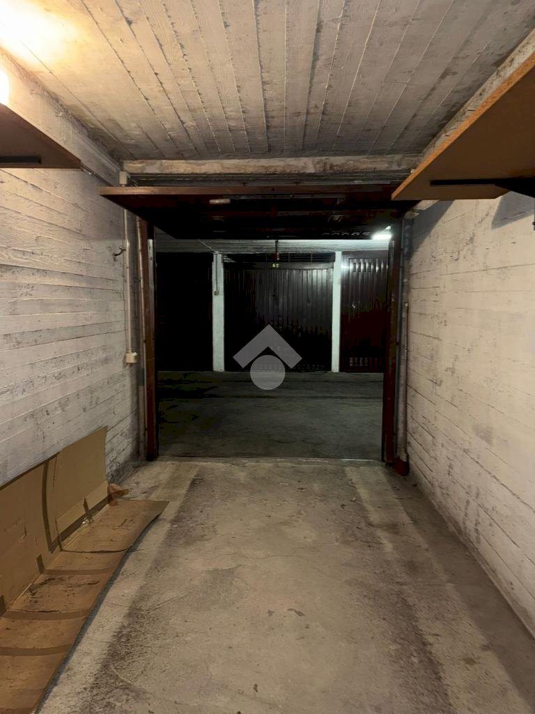 Box Via dora riparia, Milano (neighborhood Bruzzano) - photo 1