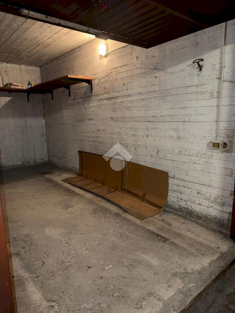 Box Via dora riparia, Milano (neighborhood Bruzzano) - photo 2