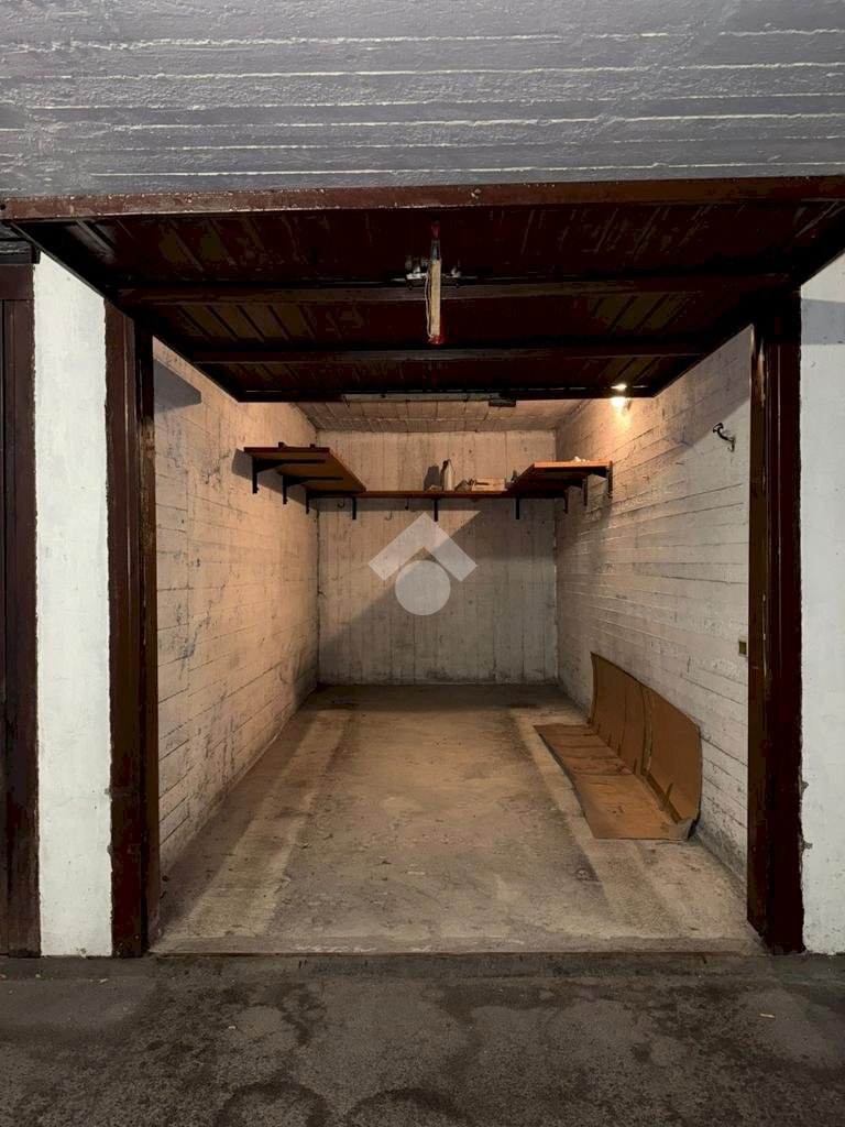 Box Via dora riparia, Milano (neighborhood Bruzzano) - photo 3