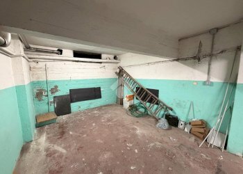 Box Via Faliero Vezzani, Genova (zona Rivarolo) - foto 3