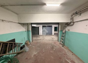 Box Via Faliero Vezzani, Genova (zona Rivarolo) - foto 4