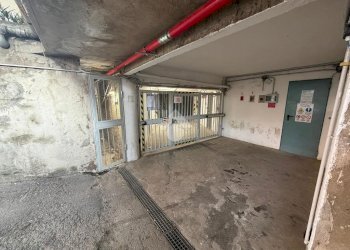 Box Via Faliero Vezzani, Genova (zona Rivarolo) - foto 7