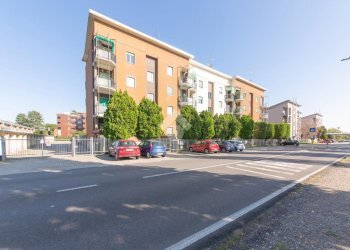 Two-room apartment Viale Italia, Lainate - photo 5
