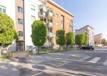 Two-room apartment Viale Italia, Lainate - photo 11