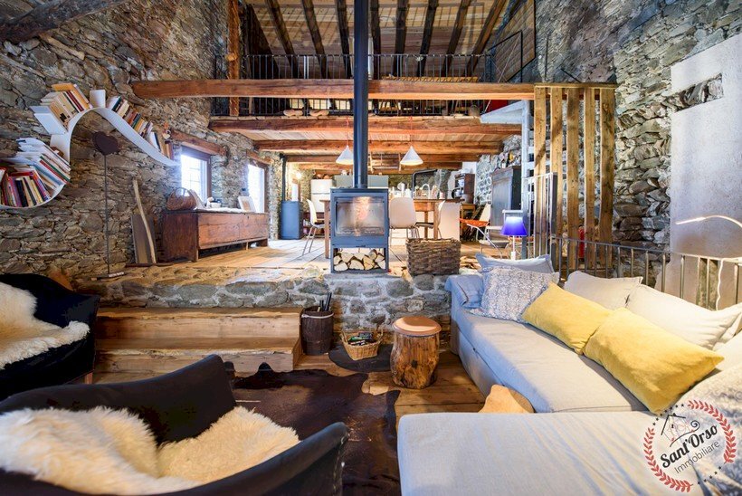 Casa semi indipendente FRAZIONE VAUD N 19, Ollomont - foto 1