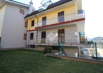 Three-room apartment Via Enrico Toti, Garbagnate Milanese - photo 3