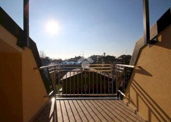 Three-room apartment Via Enrico Toti, Garbagnate Milanese - photo 13