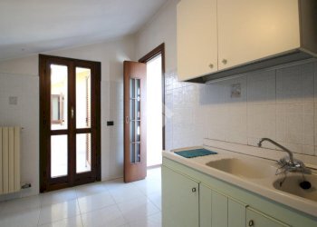 Three-room apartment Via Enrico Toti, Garbagnate Milanese - photo 18