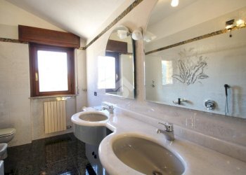 Three-room apartment Via Enrico Toti, Garbagnate Milanese - photo 33