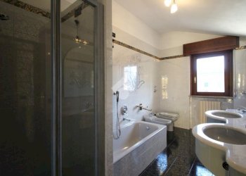 Three-room apartment Via Enrico Toti, Garbagnate Milanese - photo 34