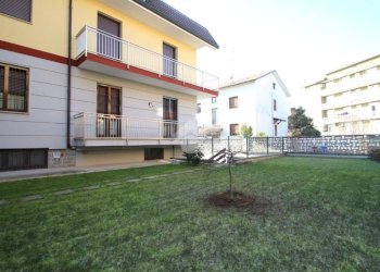 Three-room apartment Via Enrico Toti, Garbagnate Milanese - photo 42