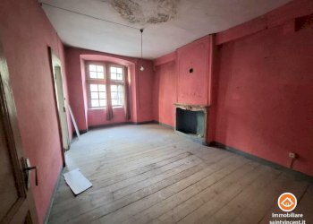 Stable - Palace Via Chanoux, Saint-Vincent - photo 11