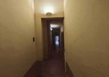 Cellar / Attic Via Santo Stefano, Bologna (neighborhood Santo Stefano) - photo 5