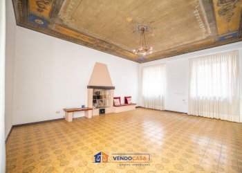 Independent house Moretta - photo 1