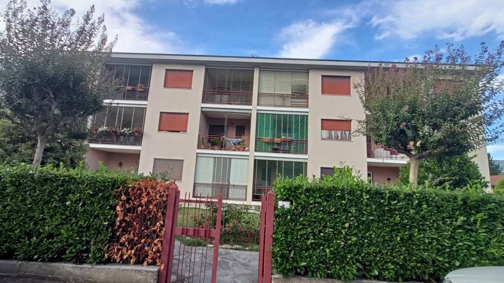 Three-room apartment Cumiana - photo 1