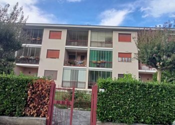 Three-room apartment Cumiana - photo 1