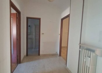 Three-room apartment Cumiana - photo 11