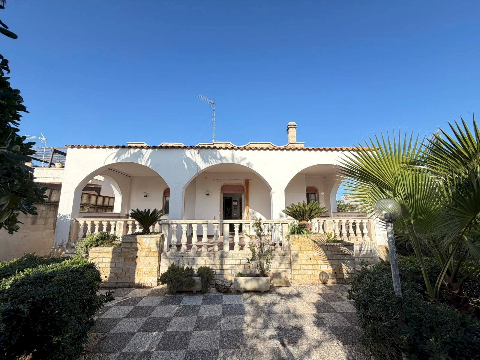 Foto 3 - Villa via della pavoncella
 
10, Lecce - photo 3