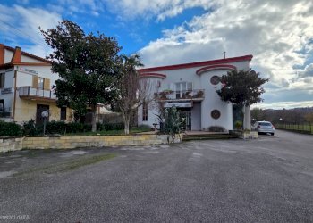 Foto 3 - Locale Commerciale Mirabella Eclano - foto 3