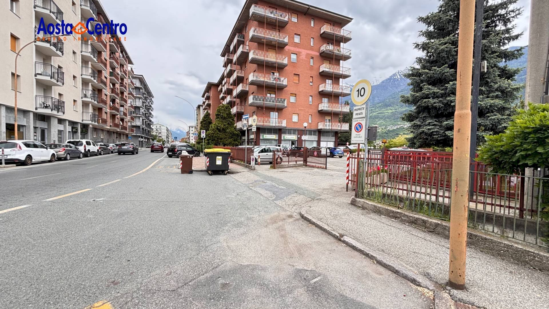 Foto 1 - Box Via Chambery
 
125, Aosta - foto 1