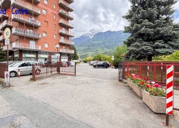 Foto 2 - Box Via Chambery
 
125, Aosta - foto 2