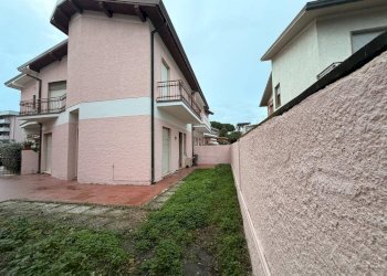 Foto 1 - Casa indipendente via della luna
 
1, Viareggio - foto 1
