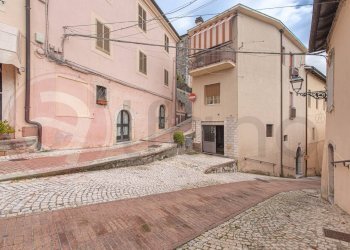 Foto 6 - Semi-detached house Via Conte Diopoldo
 
2, Rocca d'Arce - photo 6