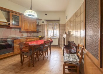 Foto 9 - Semi-detached house Via Conte Diopoldo
 
2, Rocca d'Arce - photo 9