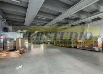 Foto 1 - Capannone via Europa
 
snc, Bellusco - foto 1