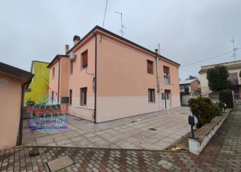 Foto 19 - Trilocale via spallanzani
 
8, Cento - foto 19