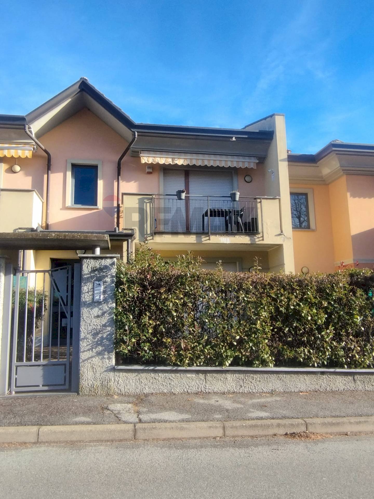 Casa all\'aperto - Trilocale Via Gorizia
16/a, Laveno-Mombello - foto 2