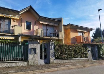 Casa all\'aperto - Trilocale Via Gorizia
 
16/a, Laveno-Mombello - foto 1
