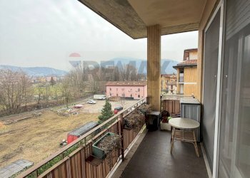 Balcone - Trilocale via Cascina Cattaneo
 
2, Luino - foto 10