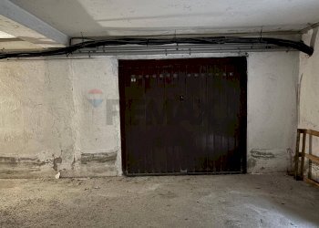 Parcheggio - Box VIA MANIN
 
30, Varese - foto 2