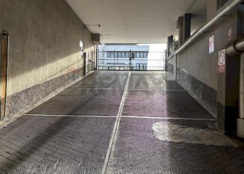 Parcheggio - Box VIA MANIN
 
30, Varese - foto 7