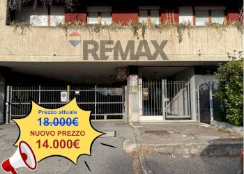 Edificio all\'aperto - Box VIA MANIN
 
30, Varese - foto 1