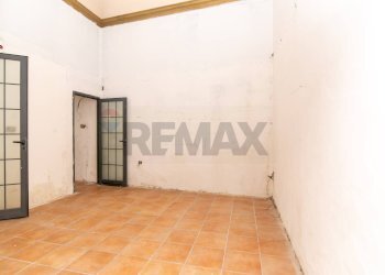 Stanza vuota - Trilocale Via Vincenzo Giuffrida
 
36, Catania - foto 4