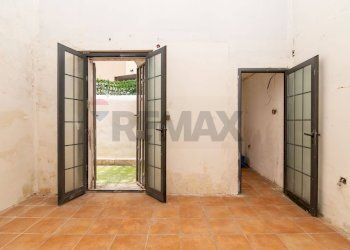 Stanza vuota - Trilocale Via Vincenzo Giuffrida
 
36, Catania - foto 5