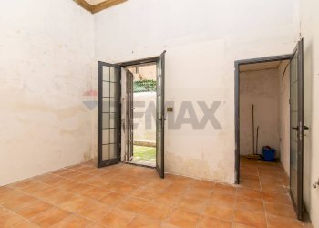 Stanza vuota - Trilocale Via Vincenzo Giuffrida
 
36, Catania - foto 6