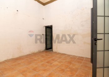 Stanza vuota - Trilocale Via Vincenzo Giuffrida
 
36, Catania - foto 8