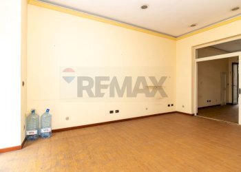 Stanza vuota - Shop Via Vincenzo Giuffrida
 
34, Catania - photo 8