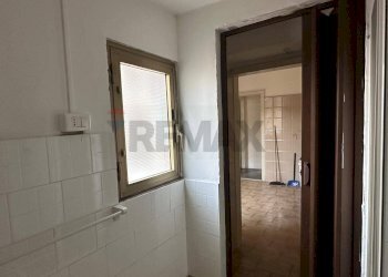 Hall / corridoio - Trilocale Via Filistione
 
33/A, Catania - foto 7