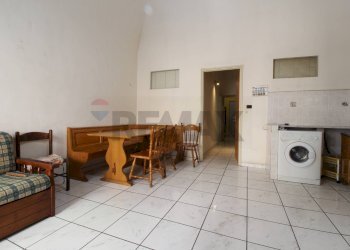 Sala da pranzo - Quadrilocale Via Calì
 
17, Catania - foto 17