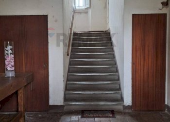 Scale - Appartamento PIAZZA MAZZINI
21, Pratovecchio Stia - foto 2