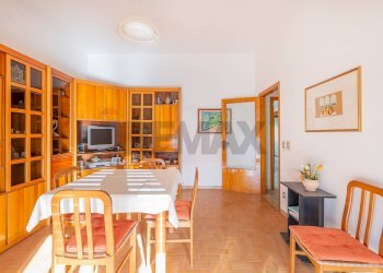 Sala da pranzo - Casa semi indipendente VIA GIOVANNI ANNIBALDI
 
22, Cupramontana - foto 2