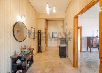 Hall / corridoio - Casa semi indipendente VIA GIOVANNI ANNIBALDI
 
22, Cupramontana - foto 8