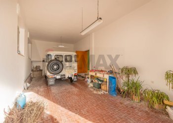 Lavanderia - Casa semi indipendente VIA GIOVANNI ANNIBALDI
 
22, Cupramontana - foto 22